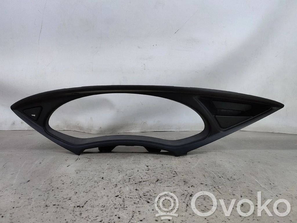 Ford Focus Kojelaudan kehys 