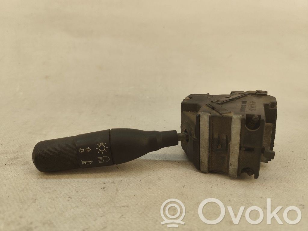 Renault Clio I Wiper turn signal indicator stalk/switch 