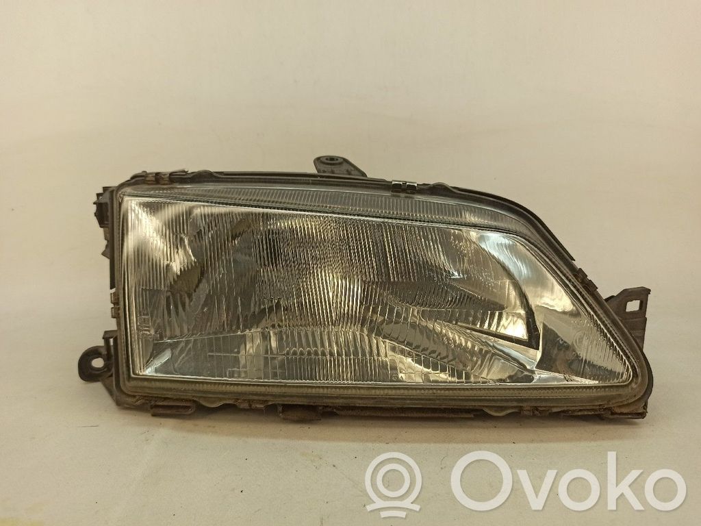 Phare frontale   60975830,3PINOS,5PINOS