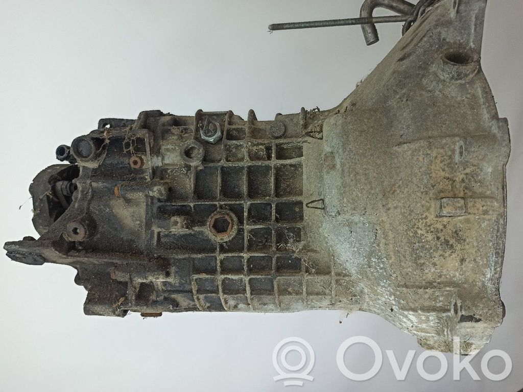 Manual 5 speed gearbox   AMV