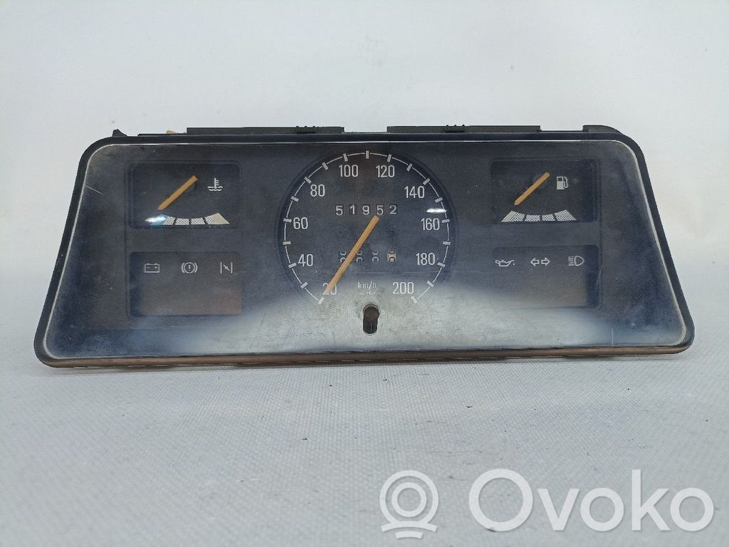 Opel Corsa A Speedometer (instrument cluster) 
