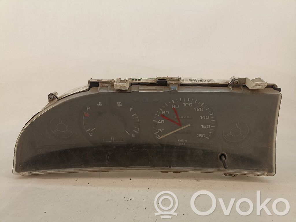 Speedometer (instrument cluster)   832001A281,2576003120