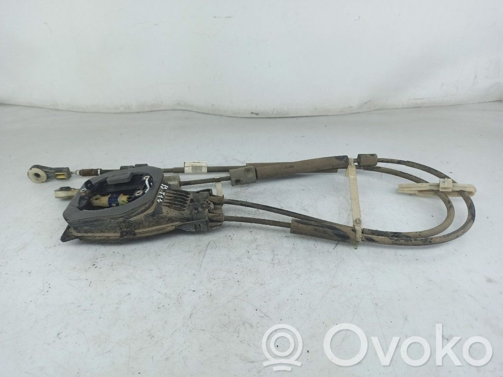 Gear shift cable linkage   DB3R7E459DB