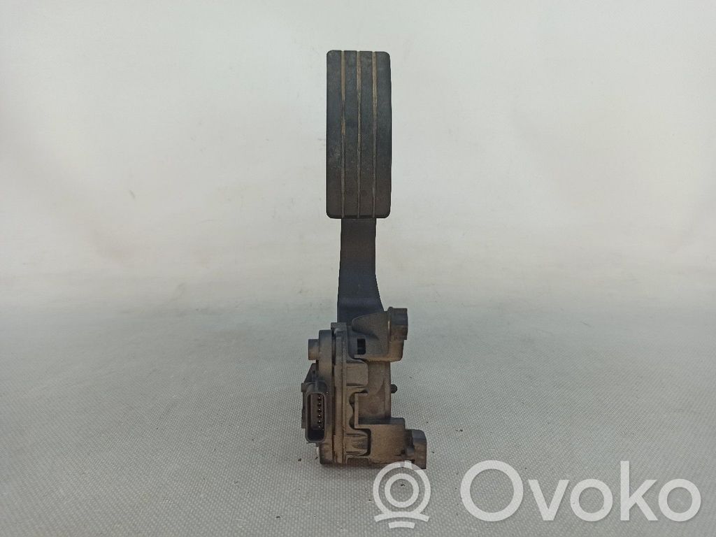 Akseleratora pedālis   180029347R,6PINOS