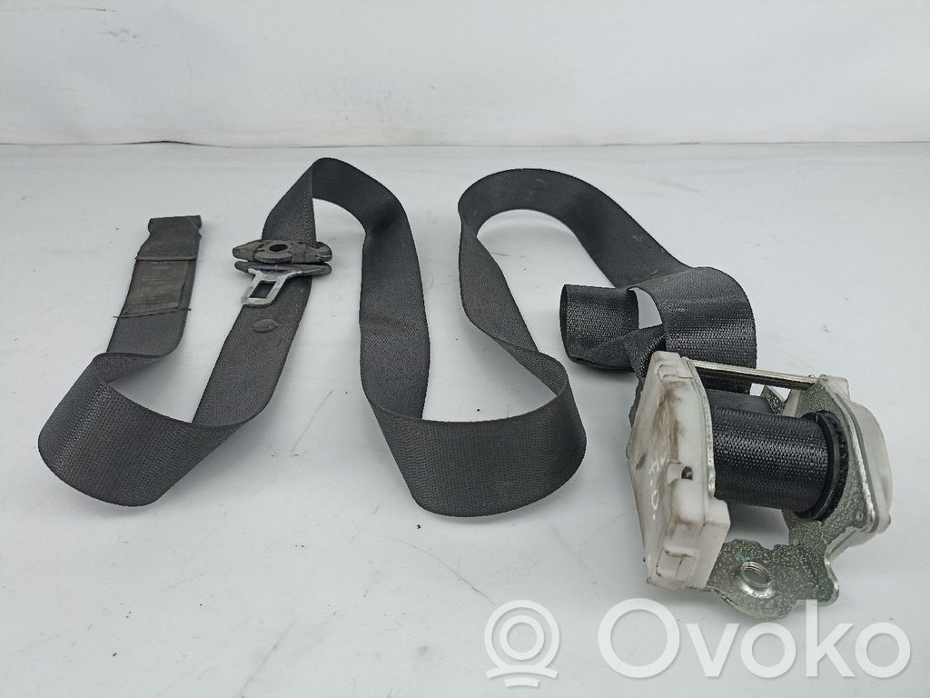 Opel Omega B1 Cinturón delantero 