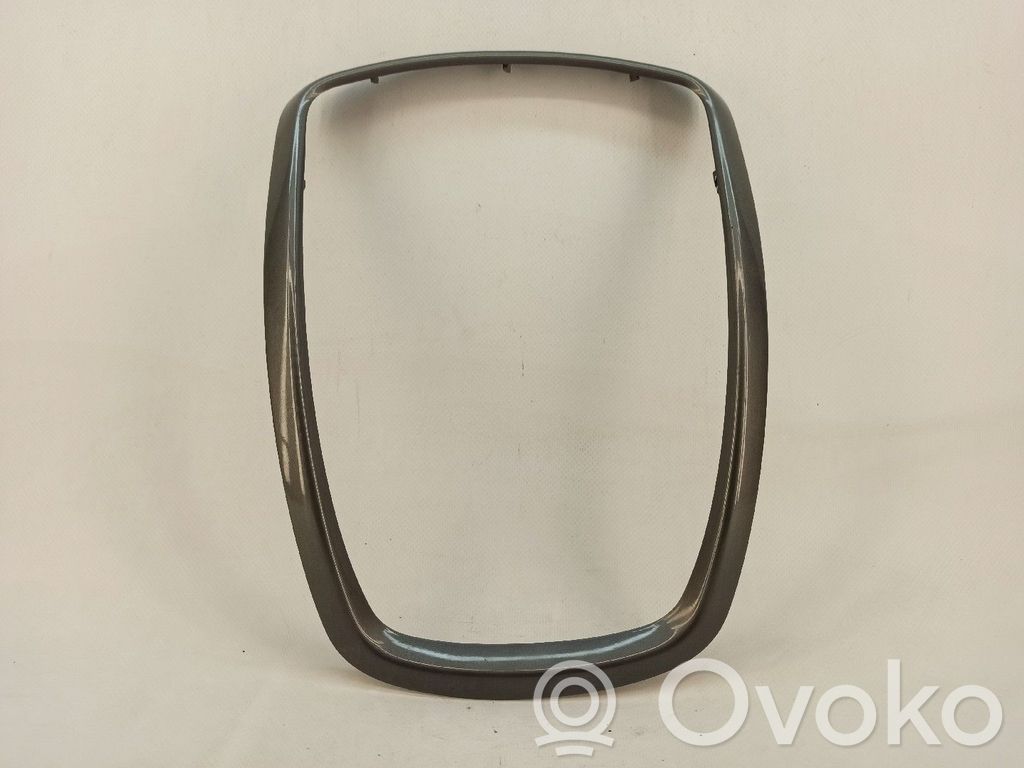 Peugeot 207 Rămă unitate radio/GPS 
