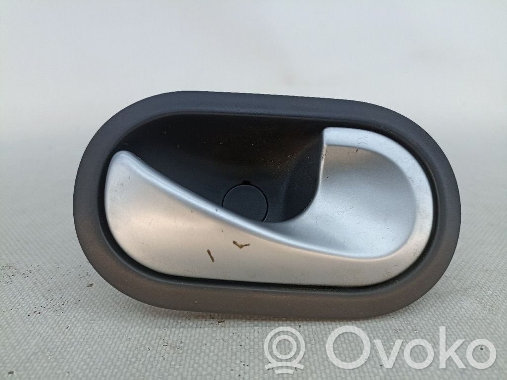 Renault Clio III Mâner/suport exterior ușă față 