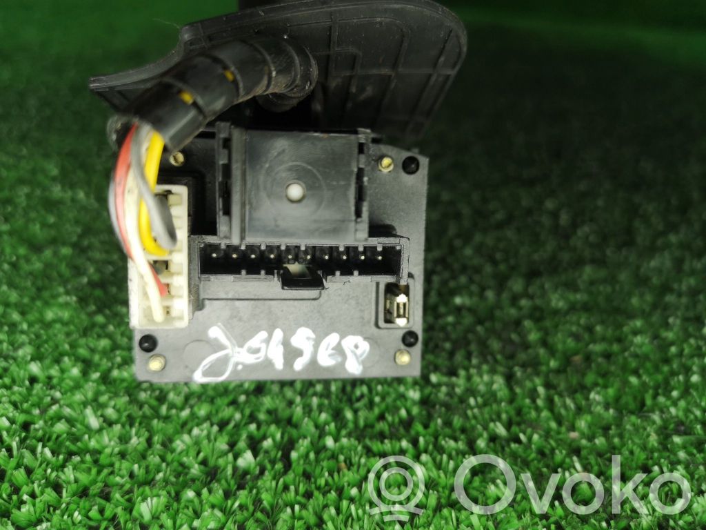 Alfa Romeo 145 - 146 Pyyhkimen nopeuden kytkin 
