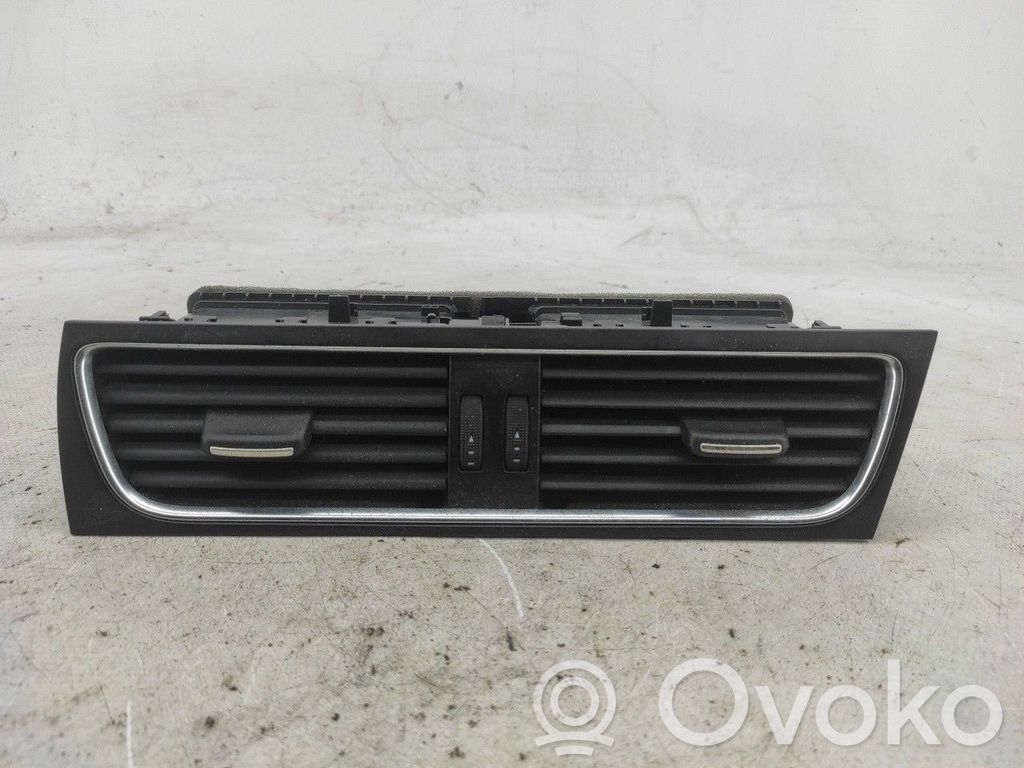 Grilă ventilație centrală   8T2820951B