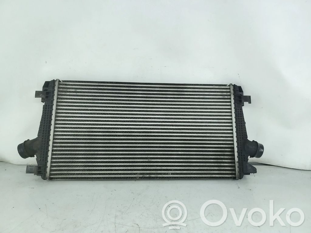 Opel Astra J Radiatore di raffreddamento