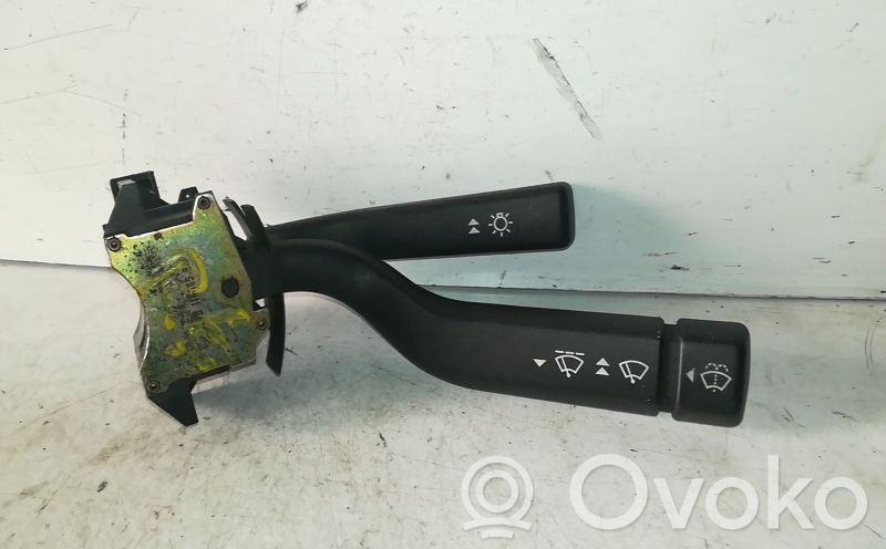 Wiper speed switch   B517X
