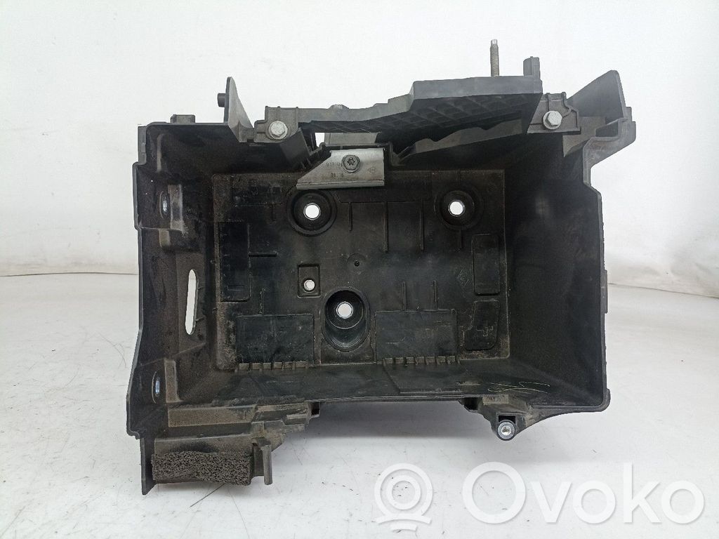 Renault Megane IV Base (soporte) 