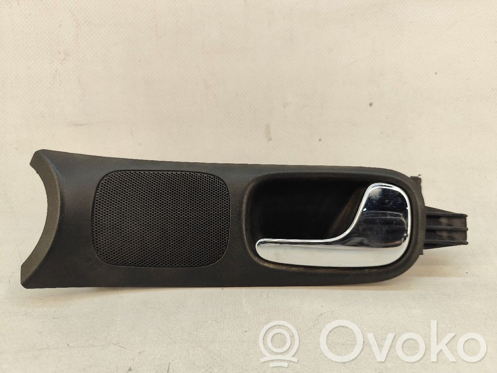 Audi A4 S4 B5 8D Support poignée extérieur de porte avant