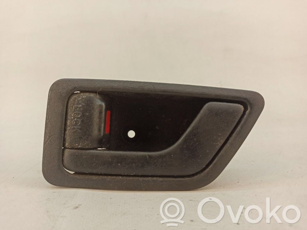 Manecilla externa puerta trasera   82611TB010