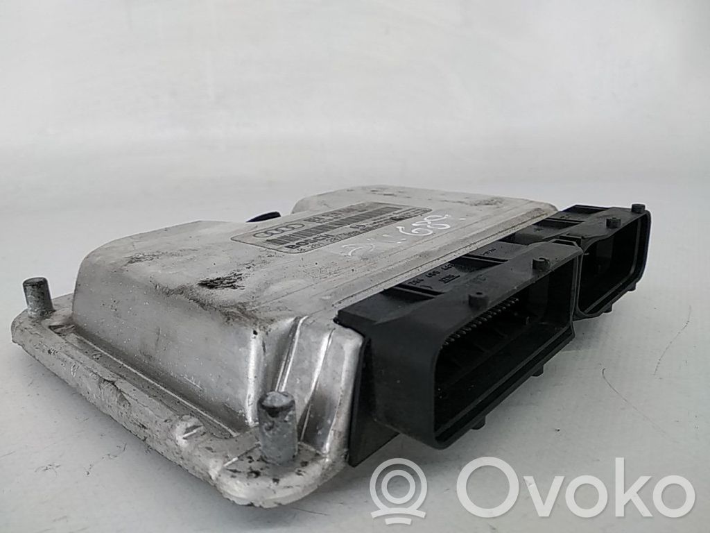 Audi A4 S4 B6 8E 8H Motorsteuergerät/-modul 