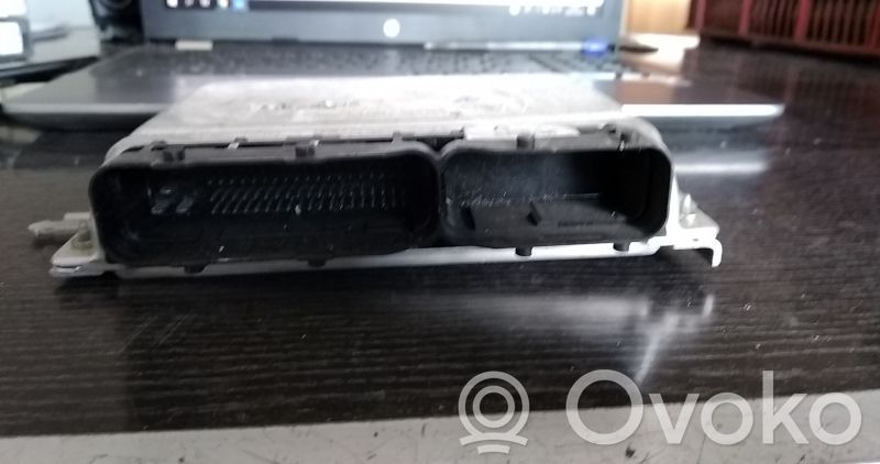 Hyundai Coupe Engine control unit/module 