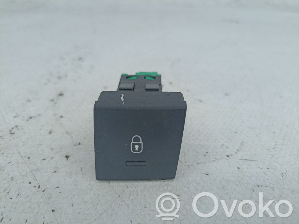 Multifunctional control switch/knob   TRANCA,96770413ZE