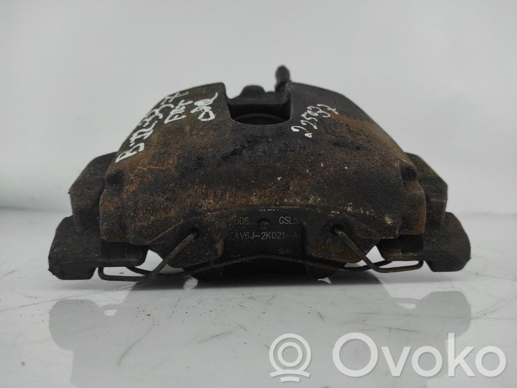 Front brake caliper