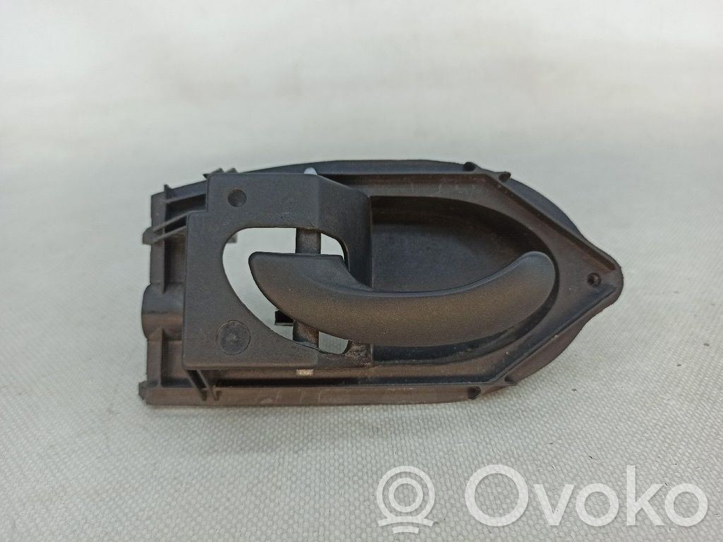 Ford Ka Manecilla interna puerta delantera 