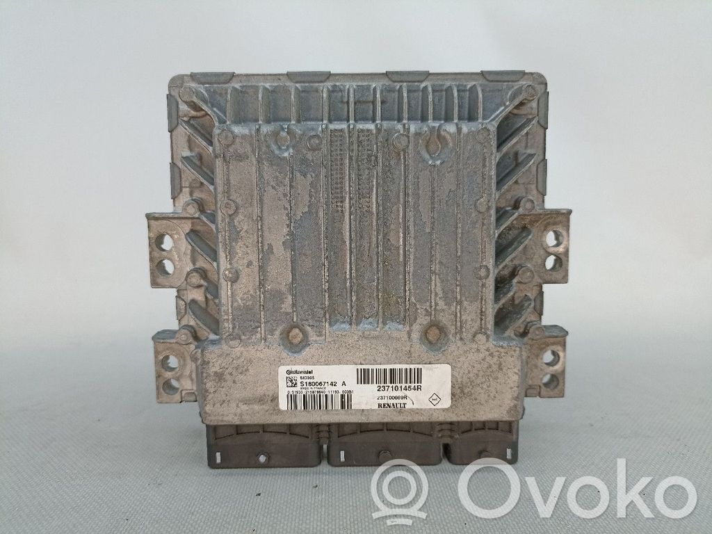 Unidad de control/módulo del motor   237101454R,237100669R,S180067142A