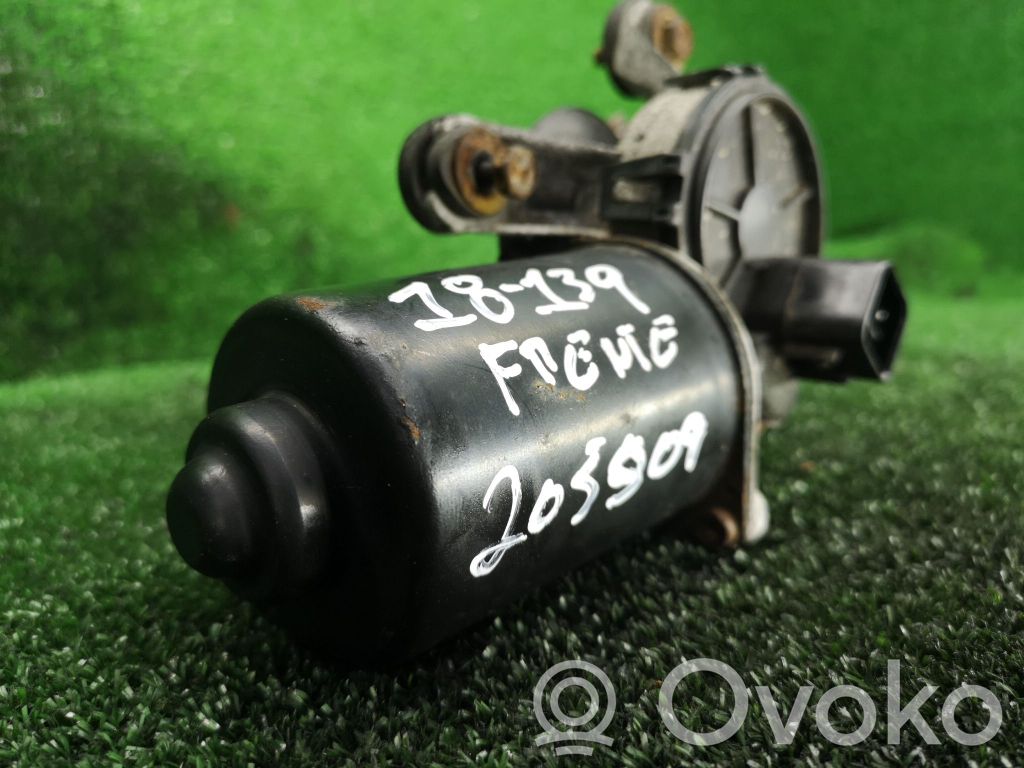 Motor del limpiaparabrisas   0390241200