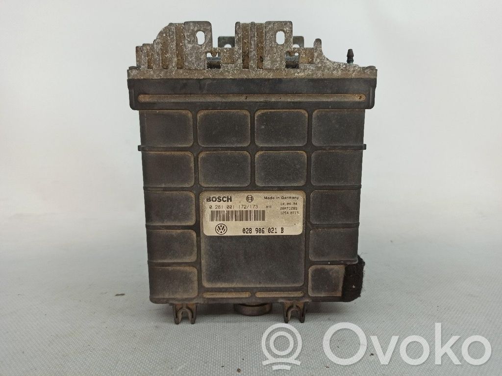 Volkswagen PASSAT B4 Unidad de control/módulo del motor
