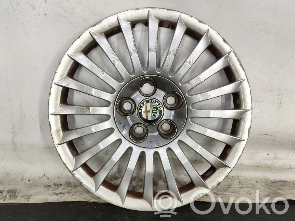 Alfa Romeo Giulietta Dekielki / Kapsle oryginalne 