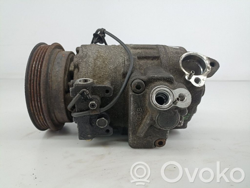 Volkswagen PASSAT B5.5 Compressore aria condizionata (A/C) (pompa)