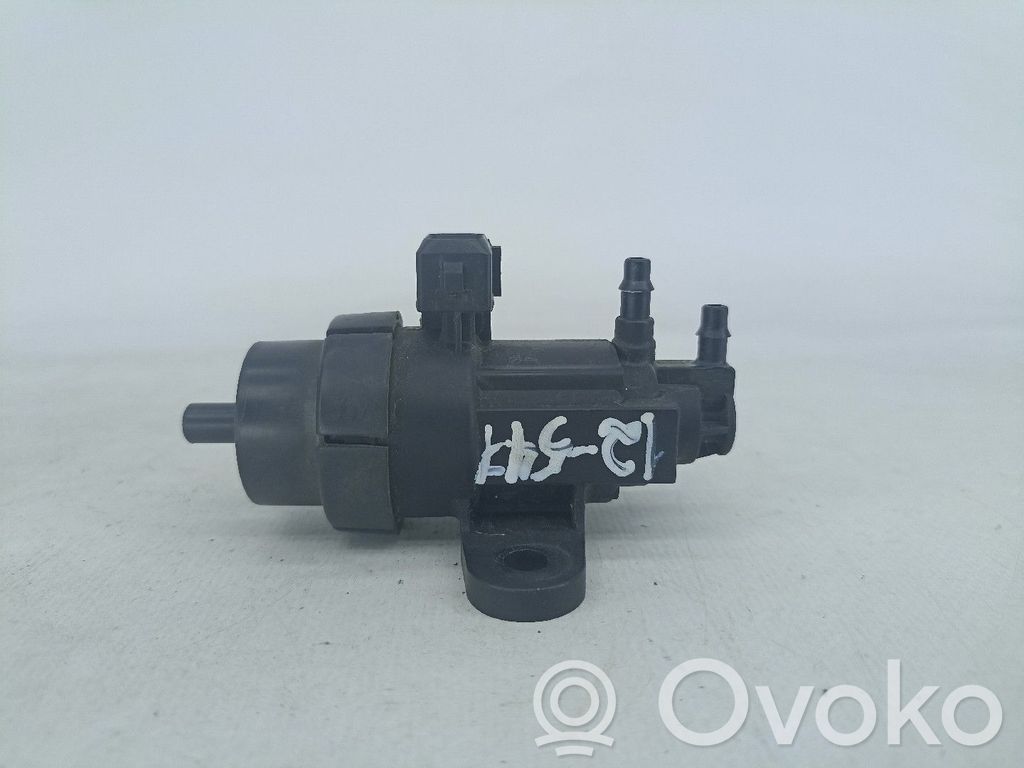 Windscreen/windshield washer pump