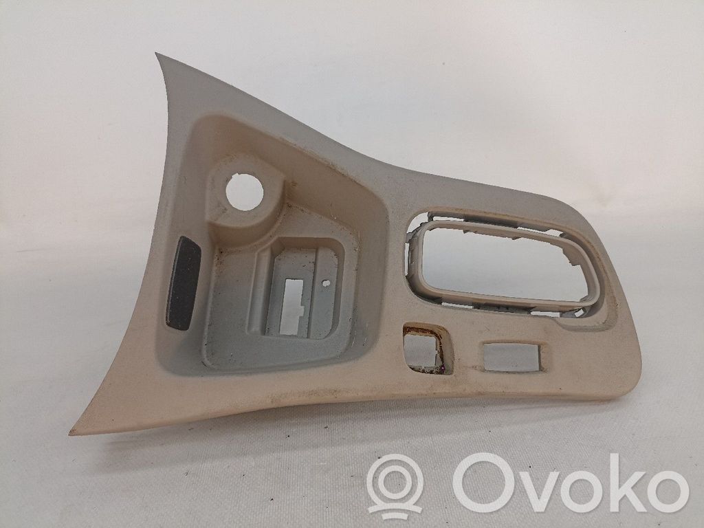 Renault Zoe Moldura de la unidad delantera de radio/GPS 