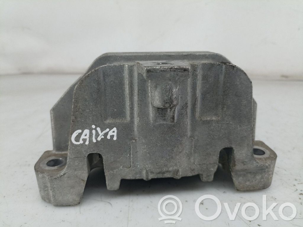 Mercedes-Benz A W176 Supporto di montaggio del motore 
