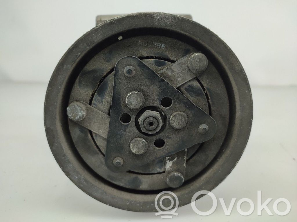 Compresseur de climatisation   8200600122,2PINOS,R134A1452,SD6V12