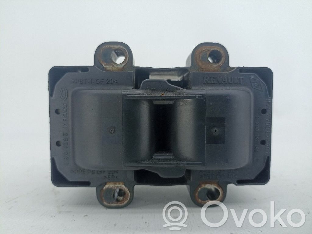 Bobine d'allumage haute tension   7700873701,2526078B,8200141149