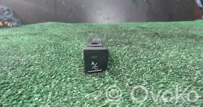 KIA Picanto Multifunctional control switch/knob