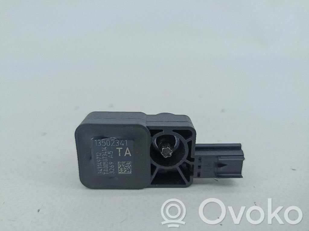 Opel Insignia A Senzor 
