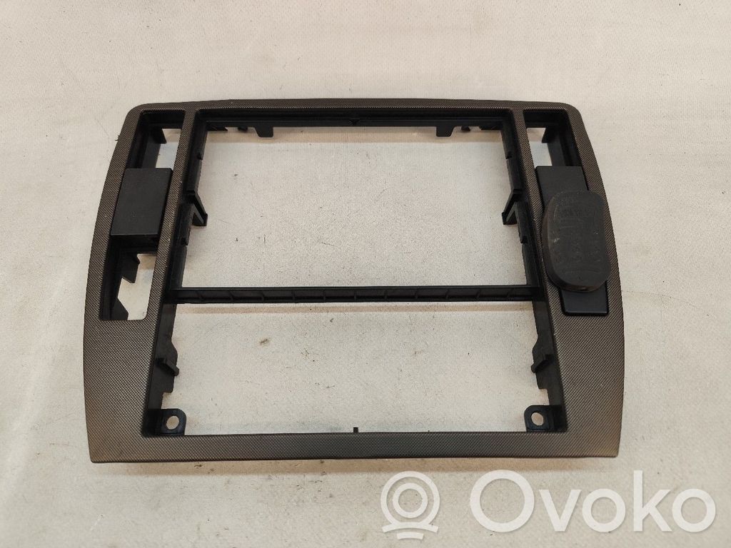 Volkswagen PASSAT B5 Rămă unitate radio/GPS