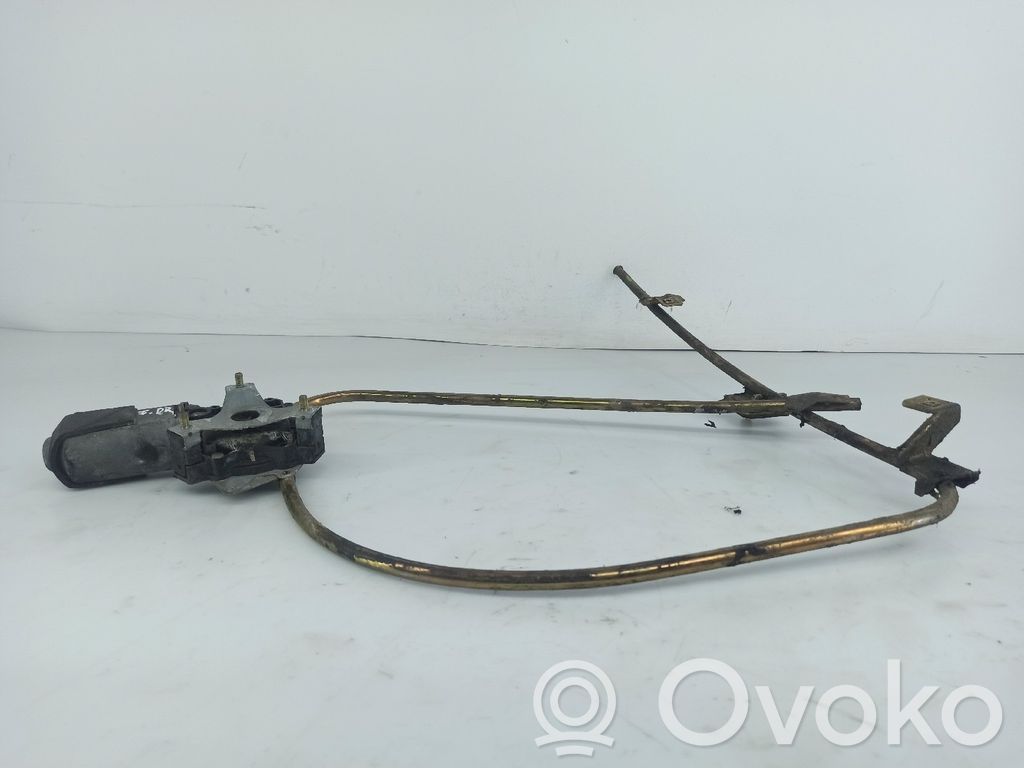 Renault 19 Front window lifting mechanism without motor 