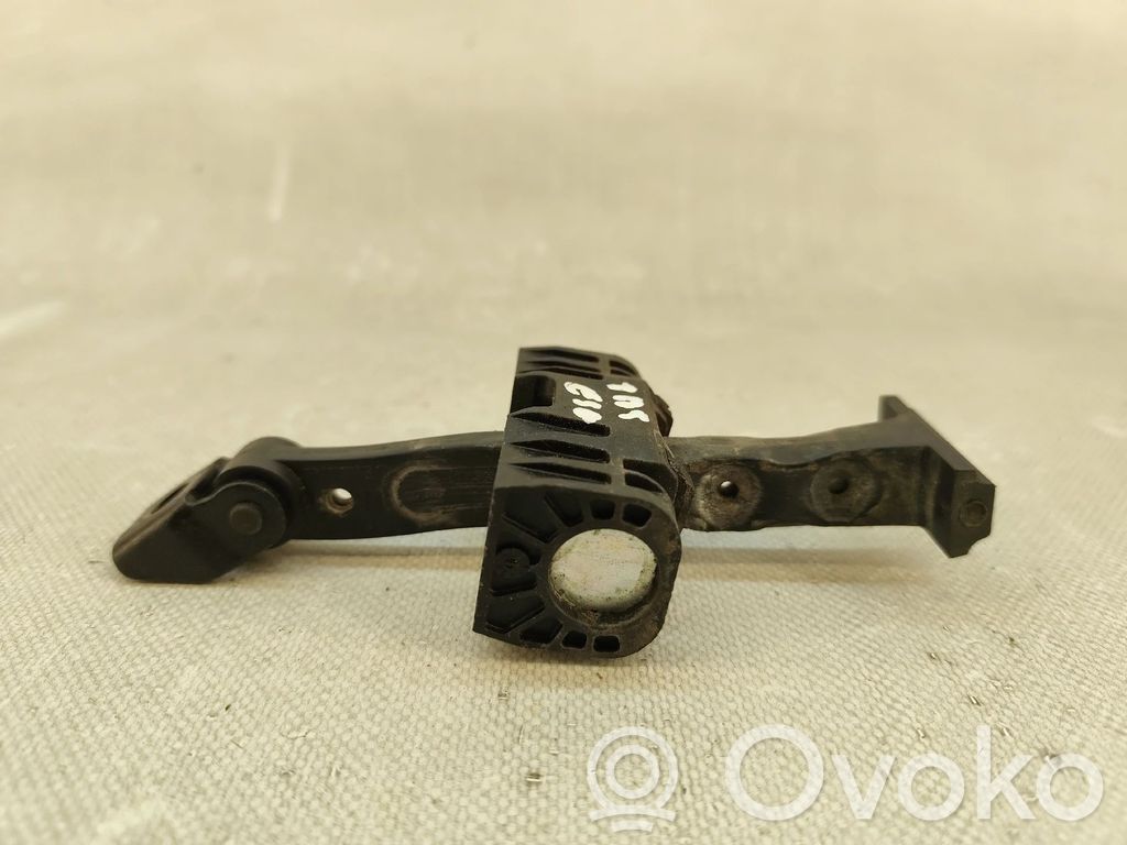 Ogranicznik drzwi tylnych   7176810