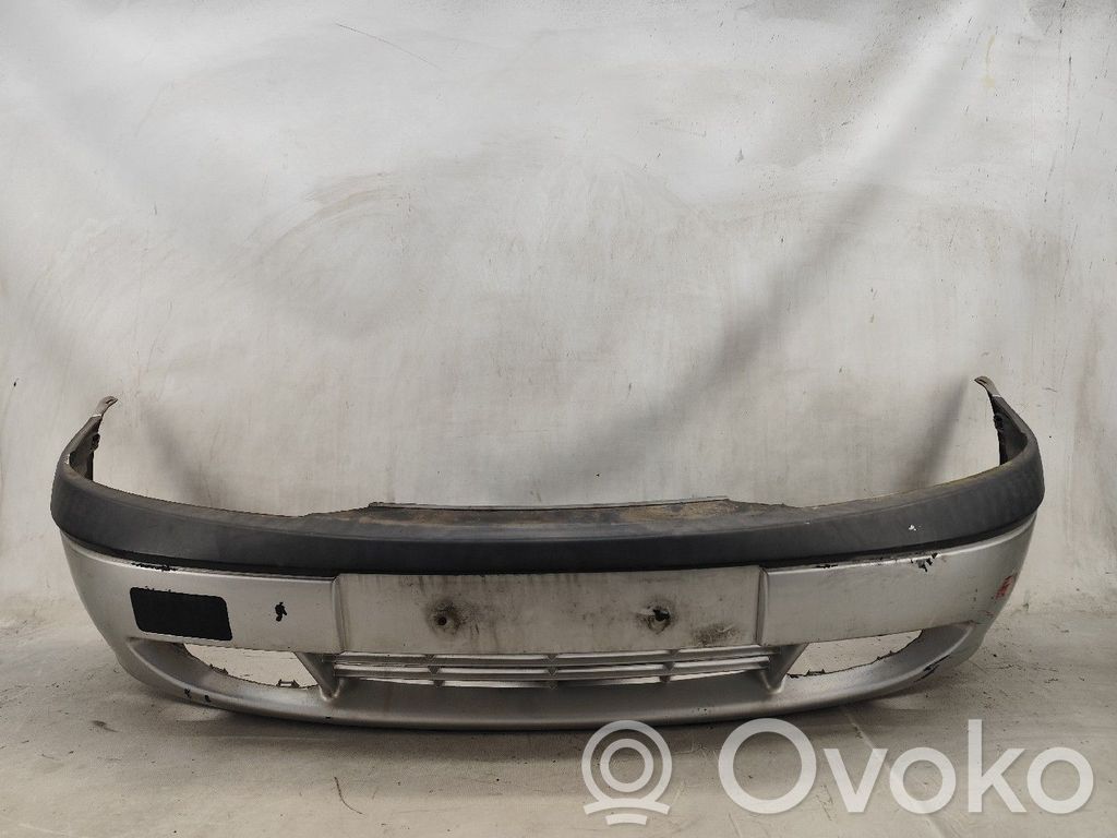 Ford Fiesta Bară față 