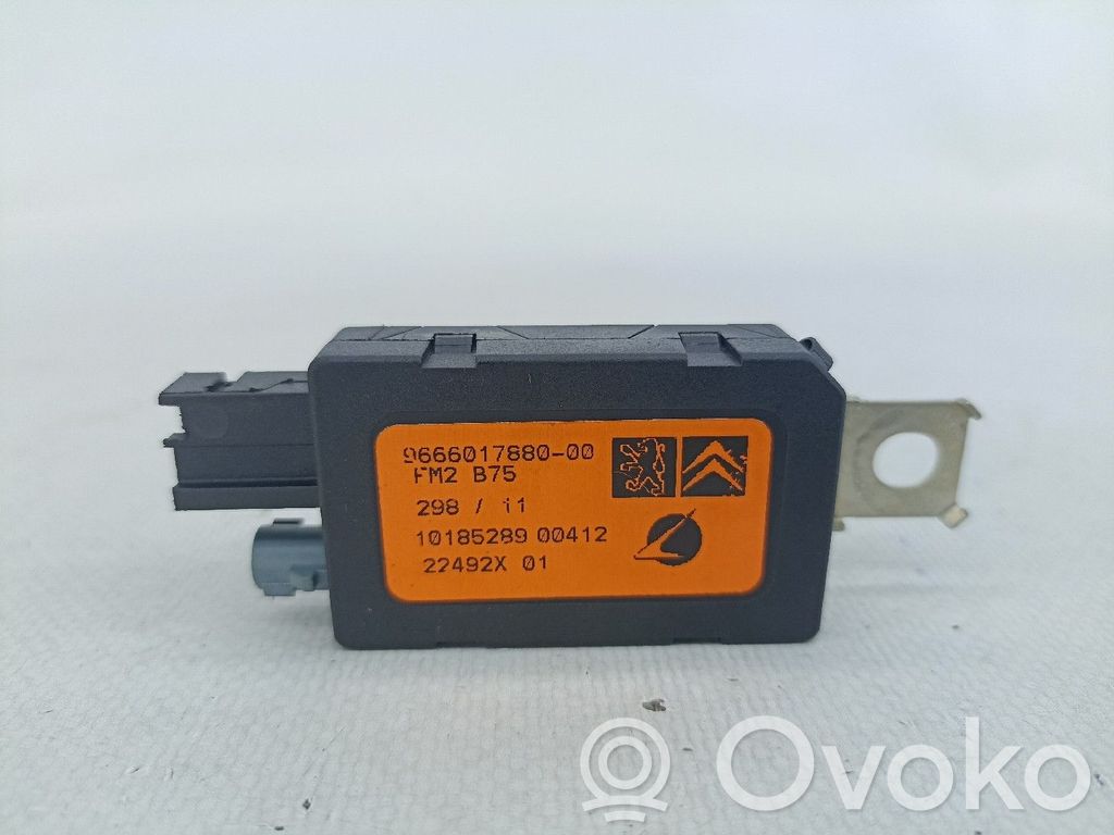 Unitate/modul de control motor   AMPLIFICADORANTENA,3PINOS,9666017880