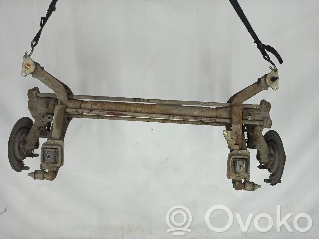 Peugeot 405 Aizmugurējais tilts 