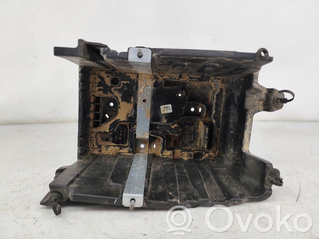 Base (soporte)   L1BB10723AA,CAIXABATERIA