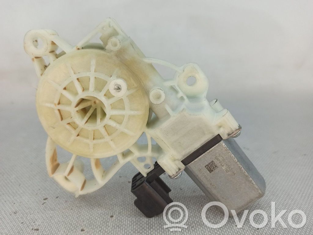 Ford Fiesta Moteur de lève-vitre de porte avant