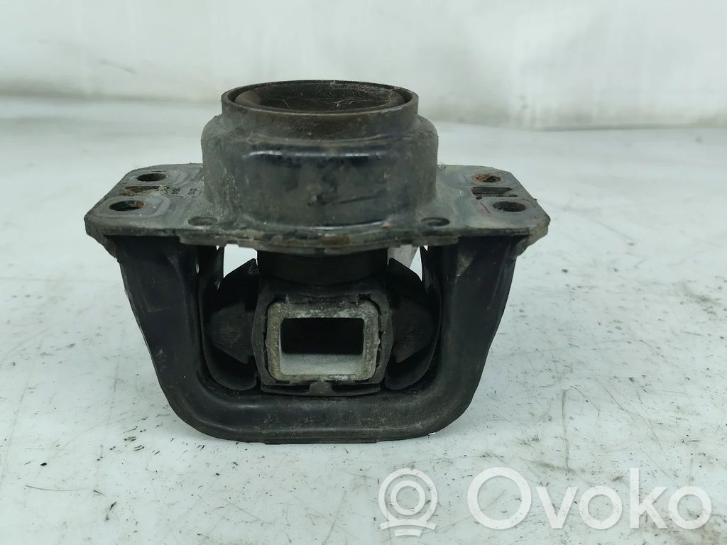 Engine mount bracket   9636583980,9636270080,9636845880