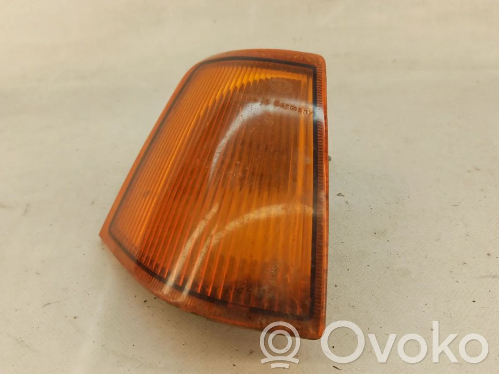 Indicatore di direzione paraurti anteriore   3301000,HELLA,LARANJA