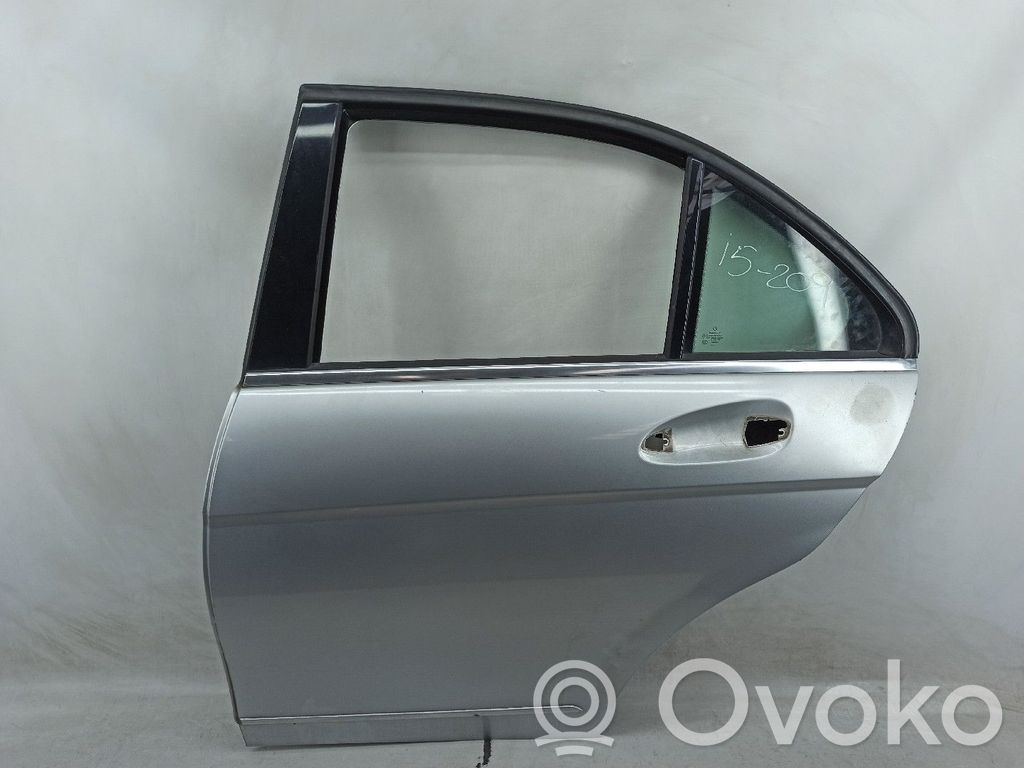 Puerta trasera   A2047320110