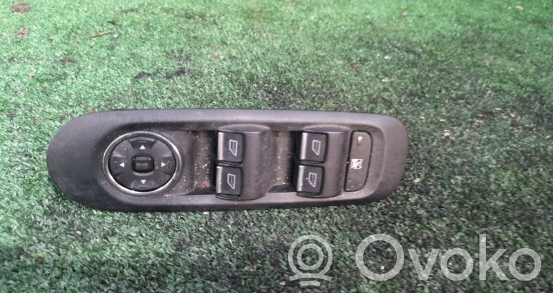 Electric window control switch