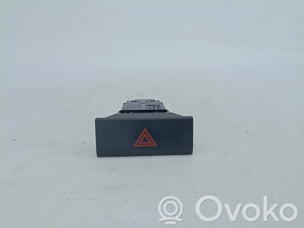 Seat Leon (5F) Hazard light switch 