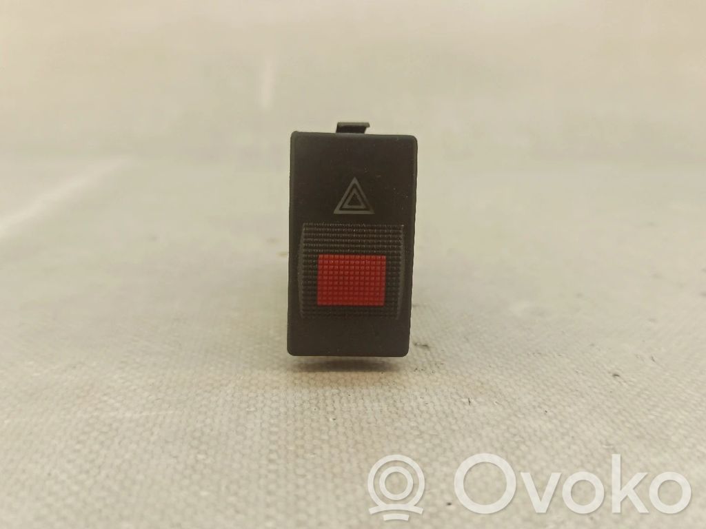 Schalter Warnblinkanlage   8D0941509C