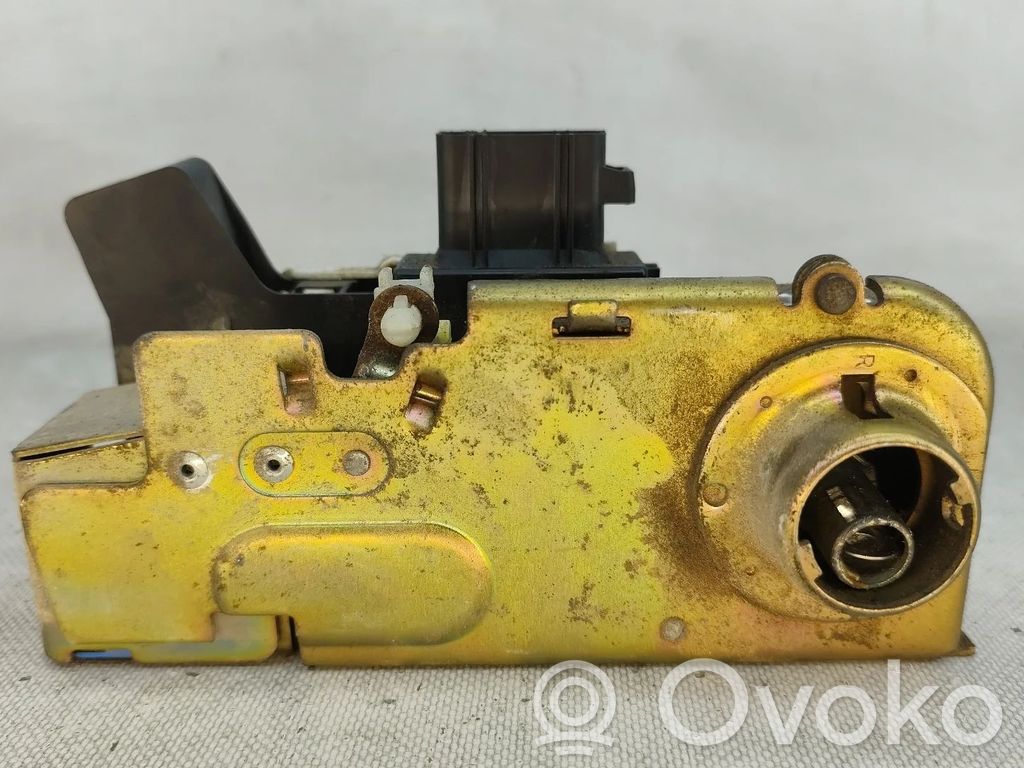 Etuoven lukko   YC1AV21812BG,9PINOS